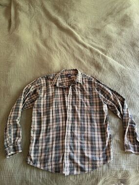 Patagonia Men's Long Sleeve Button Front Flannel Shirt XL. Light weight flannel.